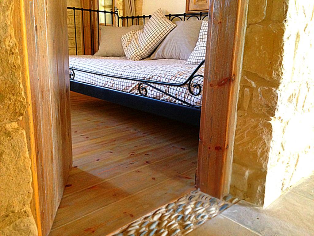 Lofou Traditional Stone House Dış mekan fotoğraf