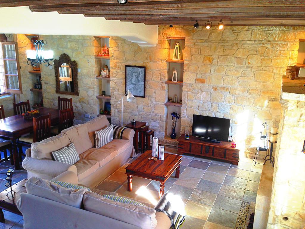Lofou Traditional Stone House Dış mekan fotoğraf