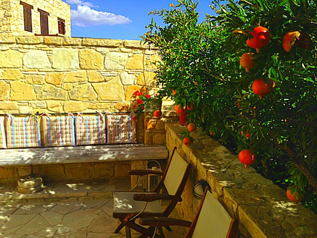 Lofou Traditional Stone House Oda fotoğraf